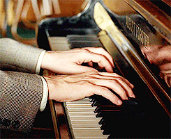 Adrien Brody GIF. The pianist Gifs Filmsterren Adrien brody Roman polanski Ik kan niet stoppen met huilen 