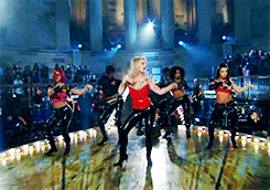 Britney Spears GIF. Muziek Dansen Artiesten Britney spears Gifs Opgewonden Grappig gezicht Opwindend Vuist pomp 