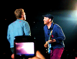 Coldplay GIF. Artiesten Coldplay Gifs Chris martin 