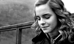 Emma Watson GIF. Harry potter Beroemdheden Films en series Emma watson Gifs Filmsterren Hermelien griffel 