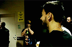 Linkin Park GIF. Artiesten Linkin park Gifs Chester bennington Jojinella 