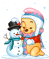 Pooh is een sneeuwpop aan het maken