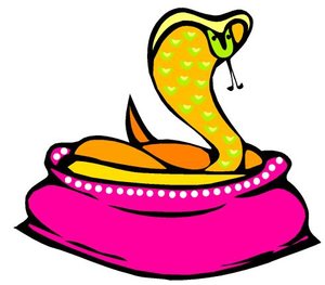 Cliparts Amusement Circus Sissende Gele Cobra In Zijn Mand