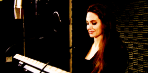 Angelina Jolie GIF. Beroemdheden Actrice Angelina jolie Gifs Filmsterren Studio 