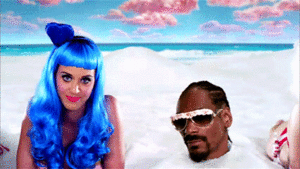 Katy Perry GIF. Muziek Artiesten Katy perry Gifs Snoop dogg California gurls 