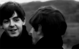 The Beatles GIF. Grappig Interview Artiesten Schattig The beatles Gifs Glimlach Paul mccartney John lennon Ringo st 