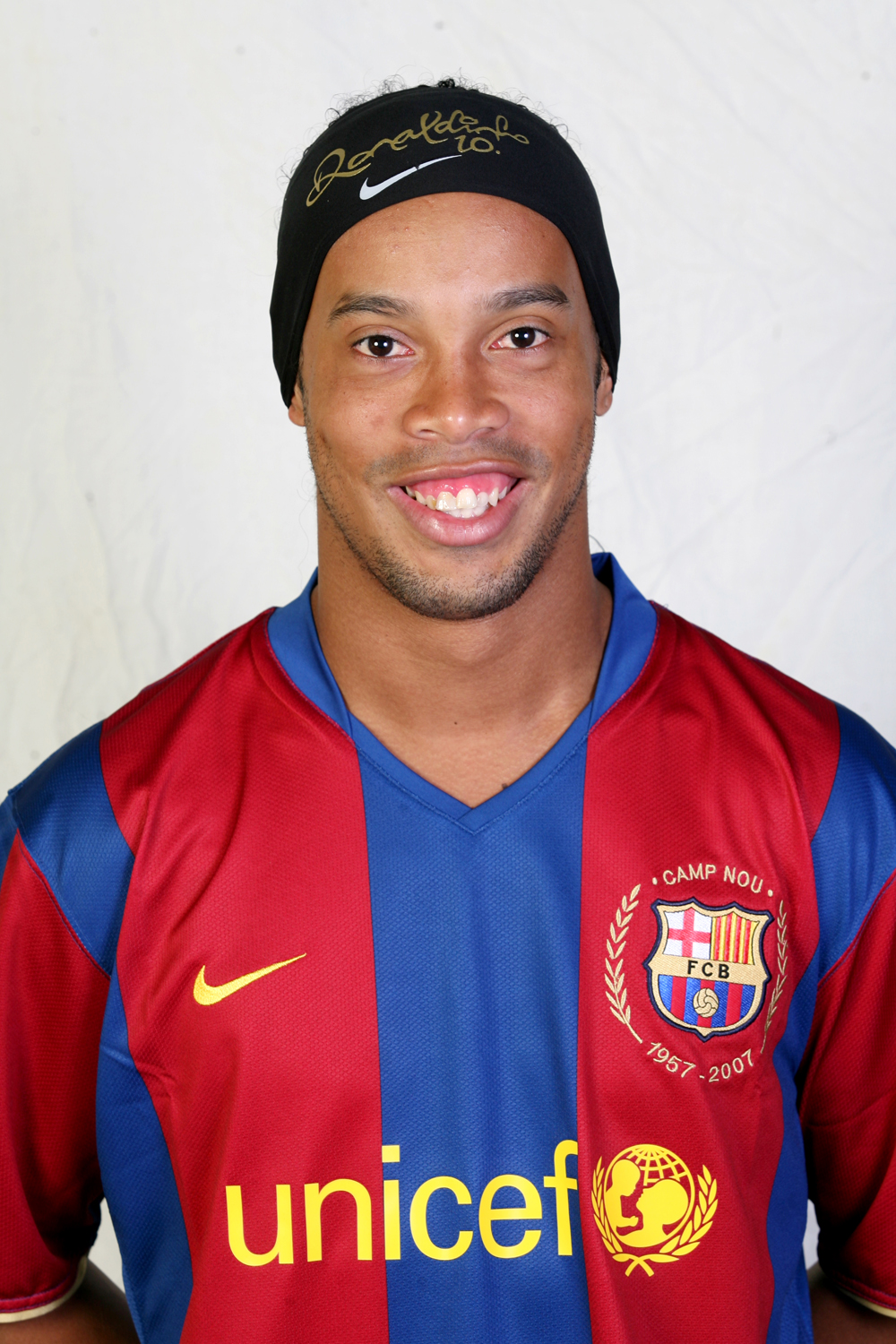 Ronaldinho - Wallpaper Hot