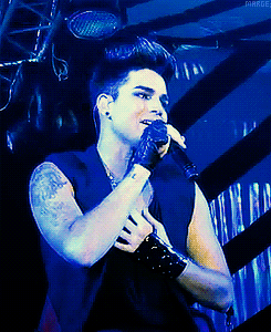 Adam Lambert GIF. Verward Artiesten Gifs Adam lambert Wat 