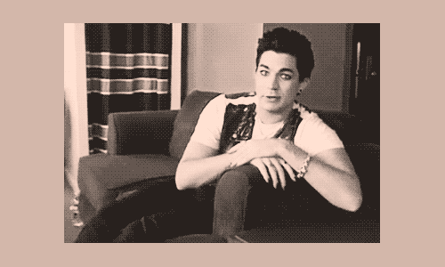 Artiesten Gifs Adam lambert 