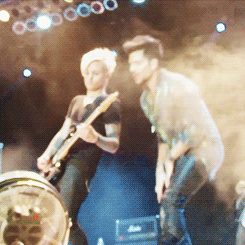 Muziek Artiesten Gifs Adam lambert 