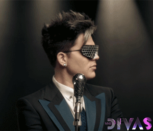 Adam Lambert GIF. Interview Artiesten Gifs Adam lambert 2010 