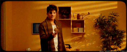 Artiesten elle Gifs Adam lambert fotoshoot 2009 
