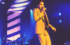 Adam Lambert GIF. Artiesten Gifs Adam lambert 