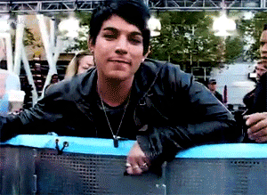 Adam Lambert GIF. Muziek Artiesten Gifs Adam lambert 