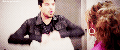 Interview Japan Artiesten Gifs Adam lambert 2010 