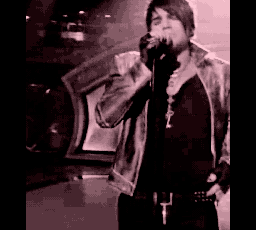 Artiesten Tommy Kus Gifs Adam lambert 2010 glam natie tour 