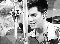 Adam Lambert GIF. Japan Artiesten Gifs Adam lambert 