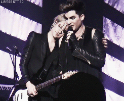 Artiesten elle Gifs Adam lambert fotoshoot 2009 