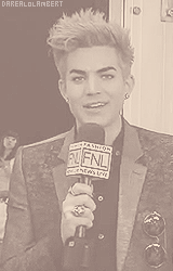 Adam Lambert GIF. Interview Japan Artiesten Gifs Adam lambert 2010 
