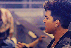 Adam Lambert GIF. Artiesten Gifs Adam lambert 2011 Doe iets awards 
