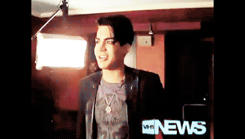 Artiesten Gifs Adam lambert gala 