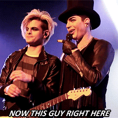 Adam Lambert GIF. Verward Artiesten Gifs Adam lambert Wat 