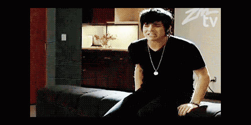 Interview Artiesten Gifs Adam lambert 2010 