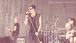 Adam Lambert GIF. Muziek Artiesten Gifs Adam lambert 