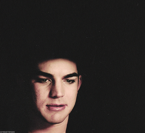 Artiesten Gifs Adam lambert 