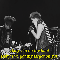 Adam Lambert GIF. Artiesten Gifs Adam lambert 