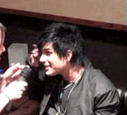 Adam Lambert GIF. Interview Artiesten Gifs Adam lambert 2012 Uk Sugarscape 