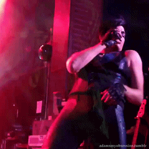 Adam Lambert GIF. Artiesten Zanger Gifs Adam lambert American idol 