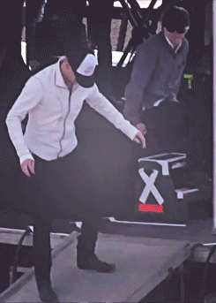 Artiesten Gifs Adam lambert 