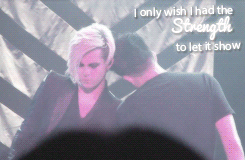 Artiesten Gifs Adam lambert 