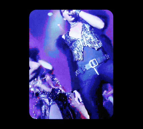 Artiesten Kus Gifs Adam lambert Europa glam natie tour 