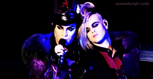 Artiesten Gifs Adam lambert pose 