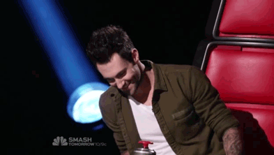 Artiesten Gifs Adam levine 