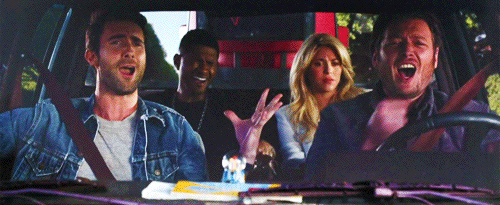Artiesten Gifs Adam levine deurwaarder 