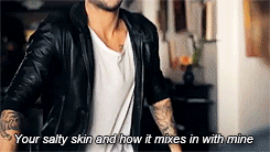 Adam Levine GIF. Liefde Artiesten Rood Gifs Adam levine Shirtless 