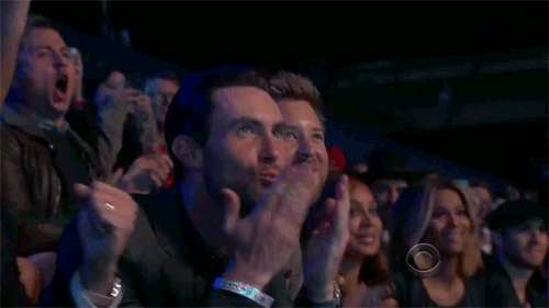 Artiesten Gifs Adam levine Maroon 5 