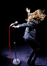 Maroon 5 GIF. Artiesten Gifs Adam levine Maroon 5 Leviner 