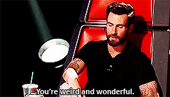 Maroon 5 GIF. Artiesten Gifs Adam levine Maroon 5 Misery 