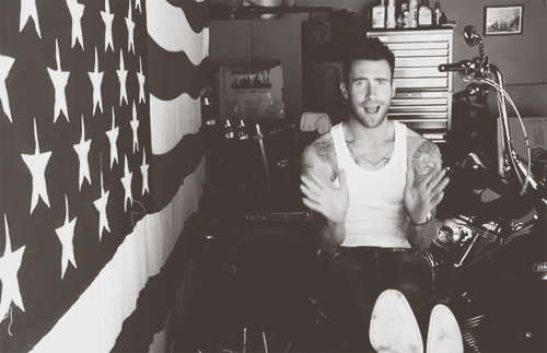 Artiesten Gifs Adam levine crackship Emmy Rossum 