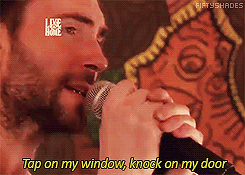 Adam Levine GIF. Artiesten Gifs Adam levine The voice Prestatie Bijgeloof De stem seizoen 4 
