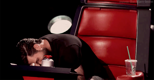 Artiesten Gifs Adam levine reactie baarden baarden minnaar 
