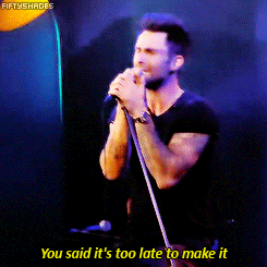 Maroon 5 GIF. Artiesten Gifs Adam levine Maroon 5 Glimlach 