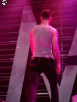 Artiesten Gifs Adam levine Maroon 5 heet tatoeages adam noah levine 