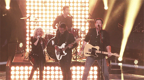 Artiesten Gifs Adam levine Maroon 5 