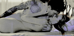 Maroon 5 GIF. Artiesten Gifs Adam levine Maroon 5 Anne v Misery 