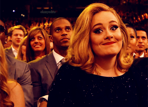 Artiesten adele Gifs haar gezicht 
